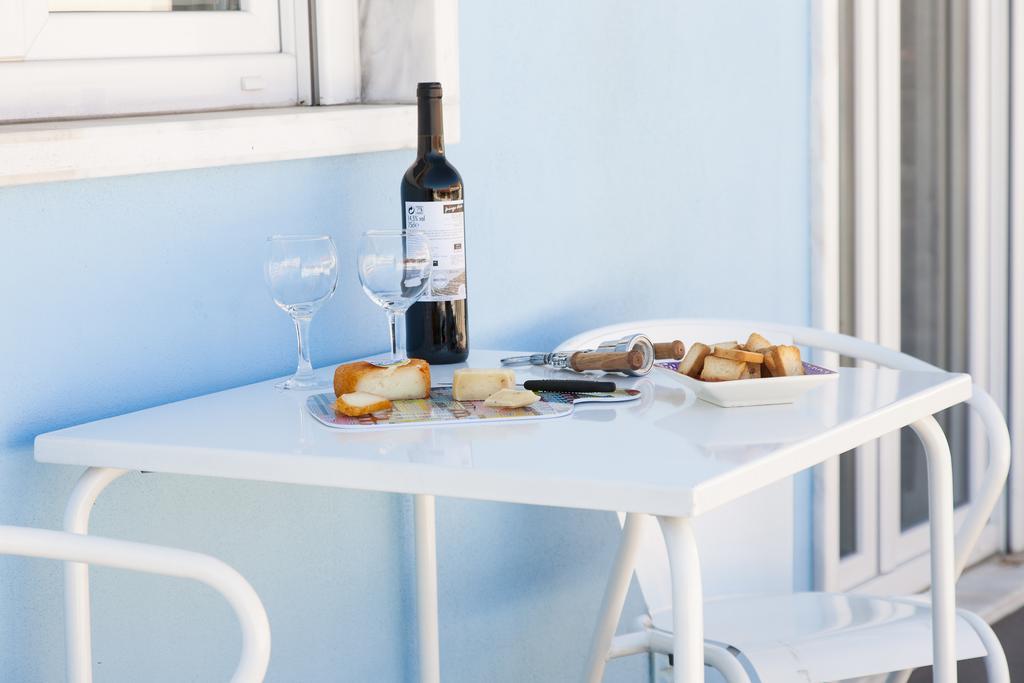 Joivy Joyful 2Br Apt With Terrace Nearby Sao Bento Palace Lisabona Cameră foto