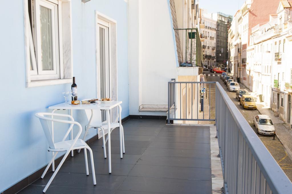 Joivy Joyful 2Br Apt With Terrace Nearby Sao Bento Palace Lisabona Cameră foto