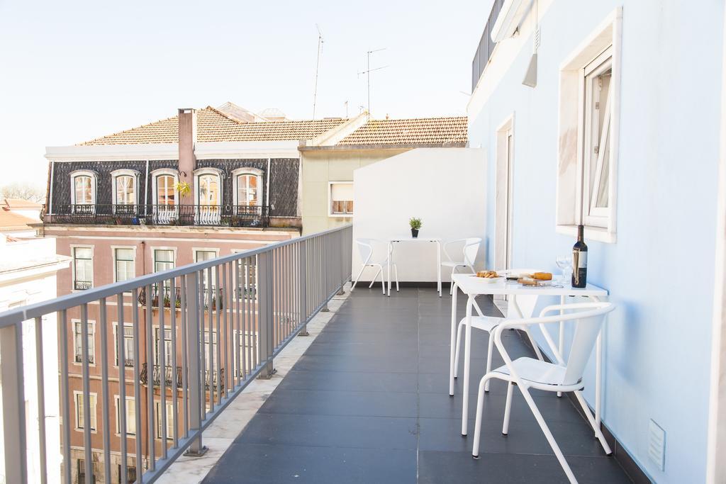Joivy Joyful 2Br Apt With Terrace Nearby Sao Bento Palace Lisabona Cameră foto