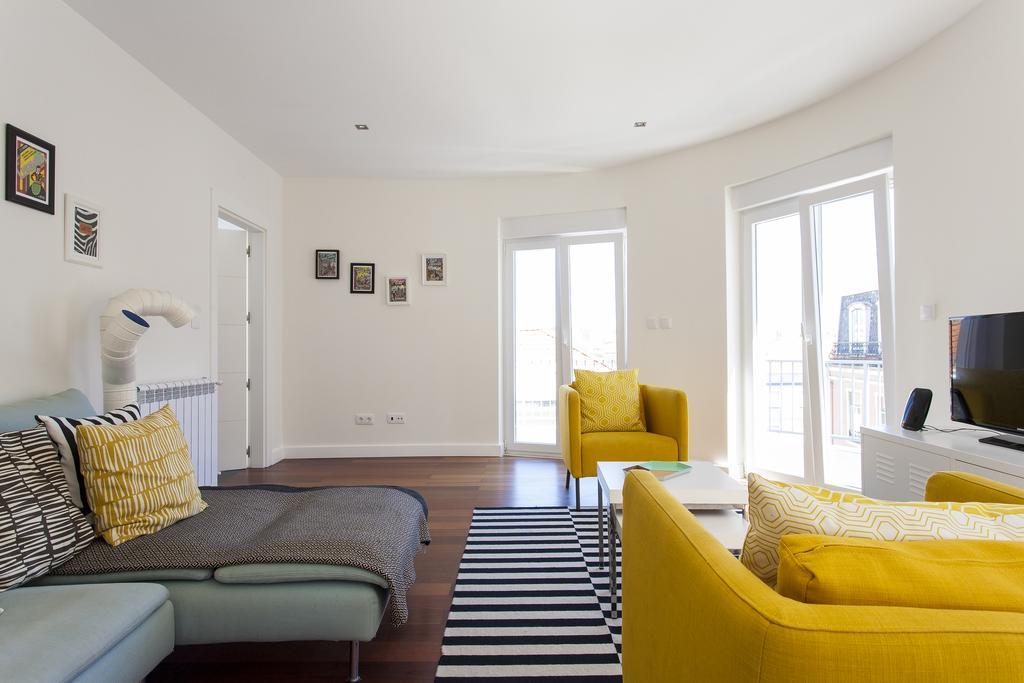 Joivy Joyful 2Br Apt With Terrace Nearby Sao Bento Palace Lisabona Exterior foto