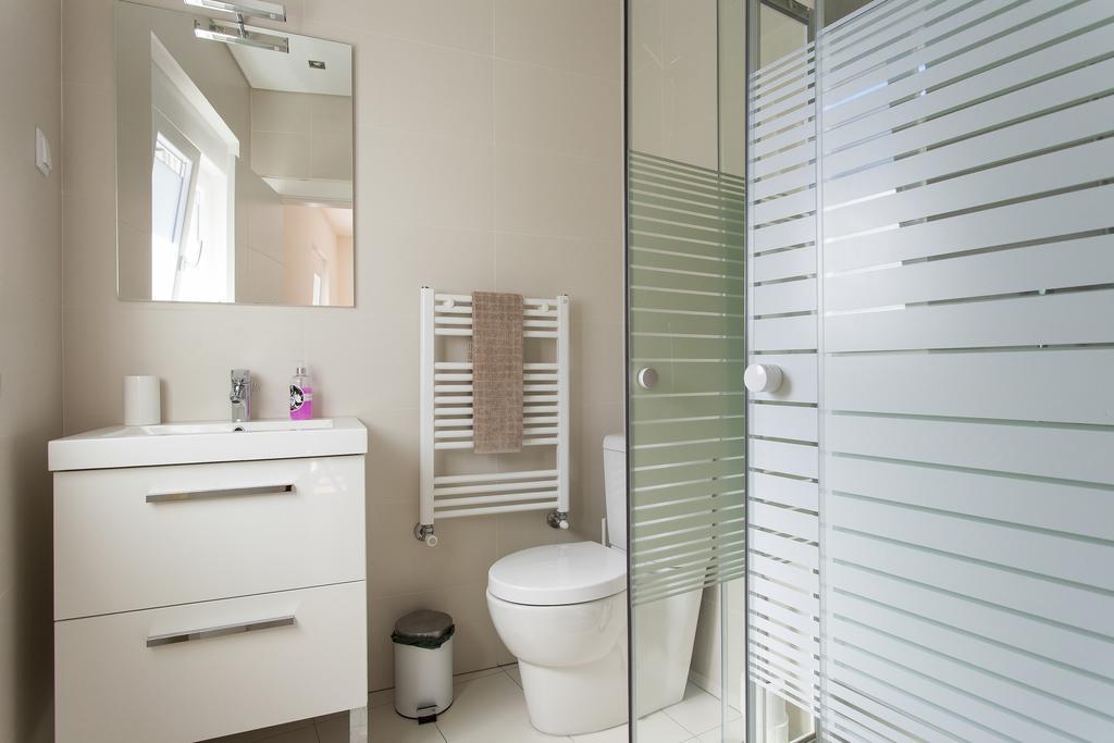 Joivy Joyful 2Br Apt With Terrace Nearby Sao Bento Palace Lisabona Exterior foto